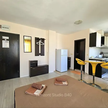 Aпартаменти хоризонт * Szozopol