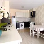 Aпартаменти хоризонт شقة