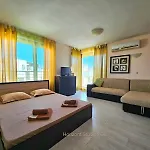 Aпартаменти хоризонт شقة